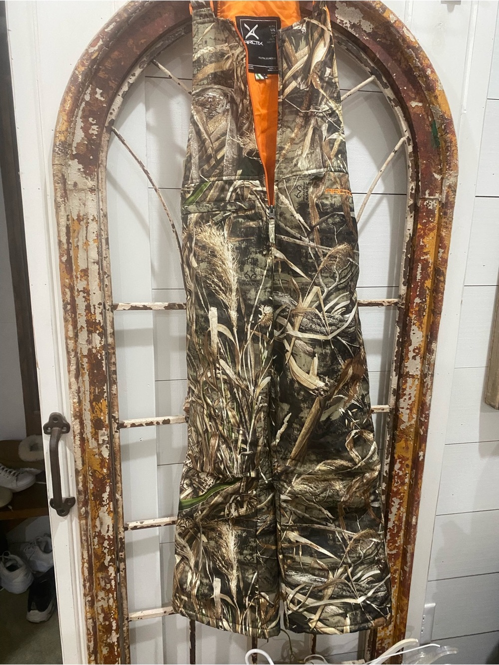 Arctix Realtree Max 5 Camo Insulated Bib Overalls with Orange Lining youth Large
